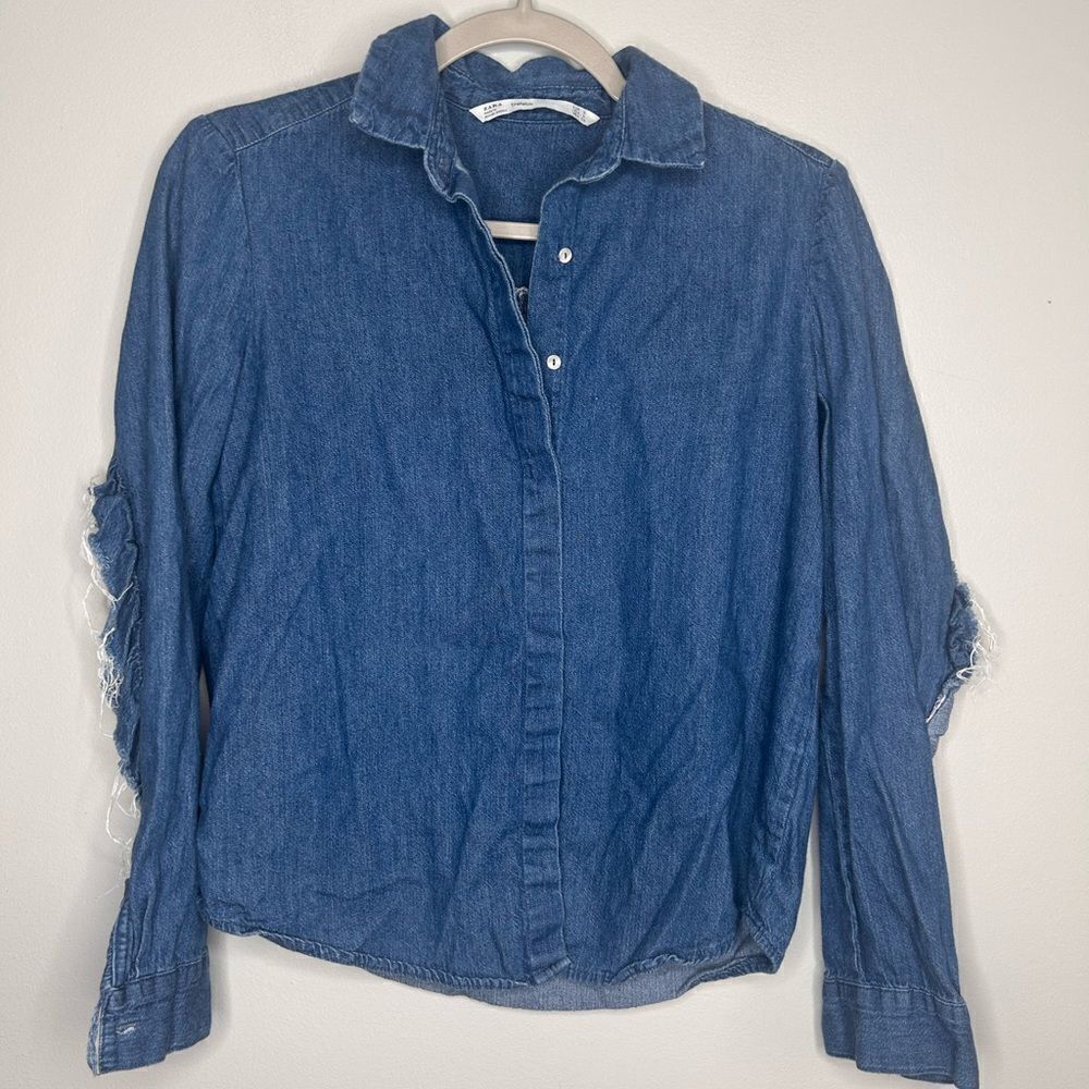 Zara Denim Ruffle Button up Top - Picture 2 of 3
